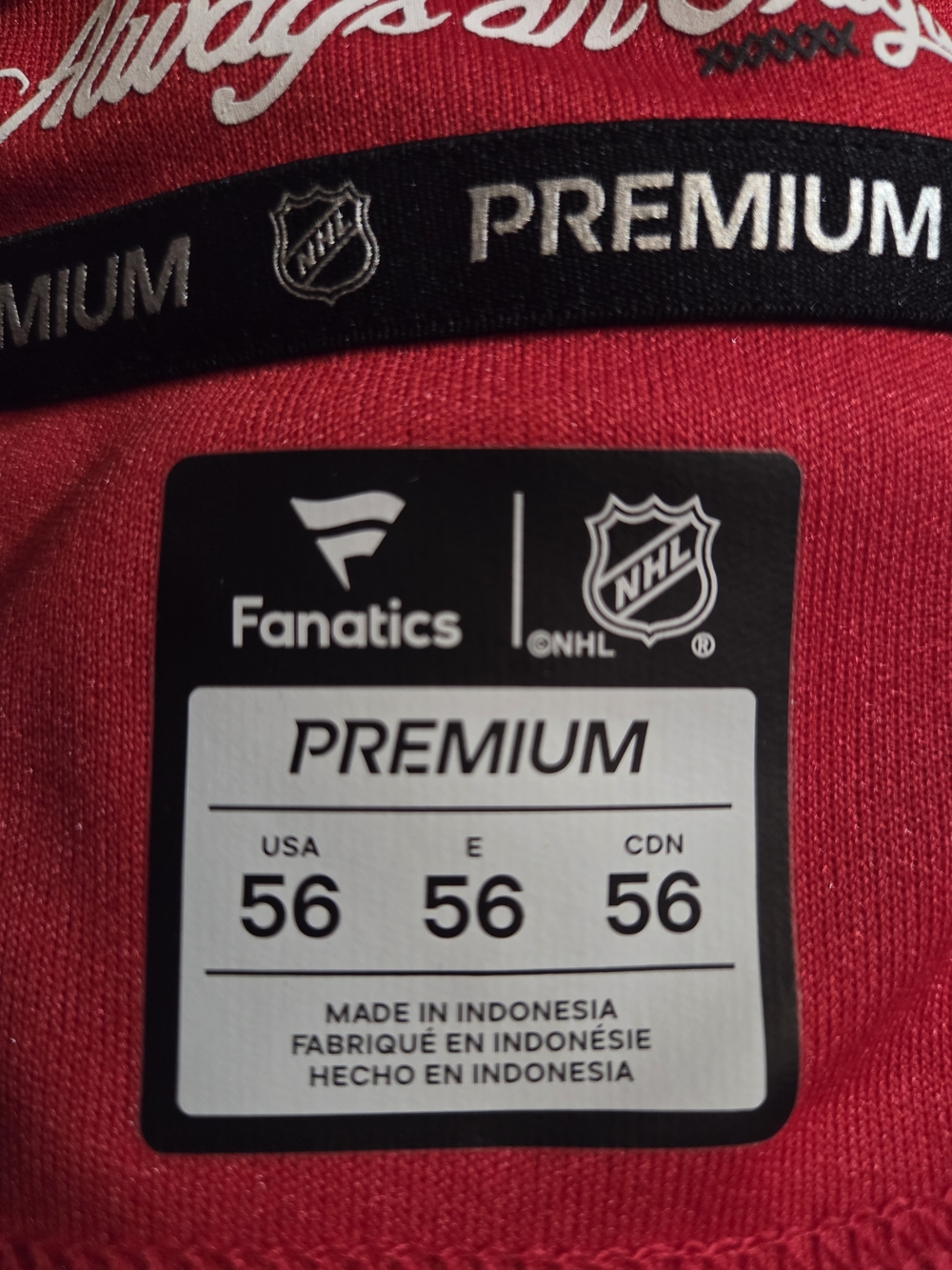 Chicago Blackhawks NHL Hockey Jersey - Savard - Size 56 - Picture 7 of 7